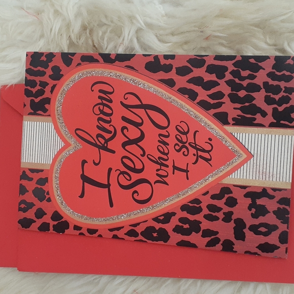 ♥New Hallmark SEXY Leopard print Valentine Cards 3 Black Red & more - Picture 2 of 6